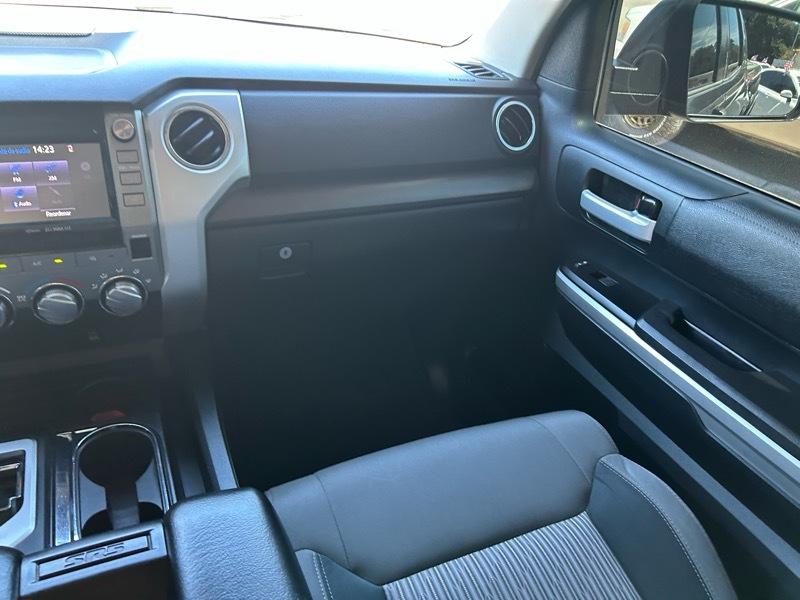 Toyota Tundra SR5 5.7L V8 Double Cab 2WD 2014
