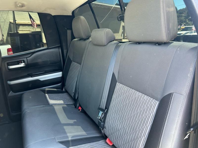 Toyota Tundra SR5 5.7L V8 Double Cab 2WD 2014