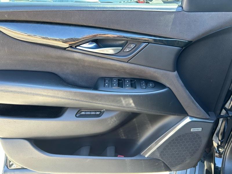 Cadillac Escalade Platinum 4WD 2017