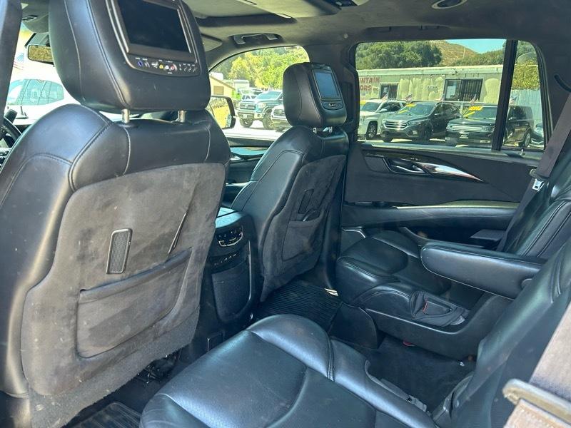 Cadillac Escalade Platinum 4WD 2017