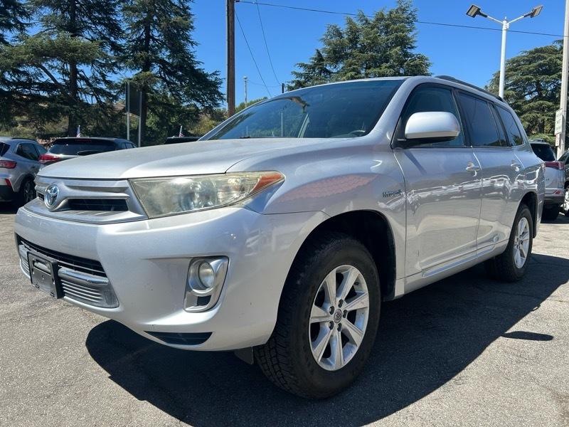 Toyota Highlander Hybrid 4WD 2013