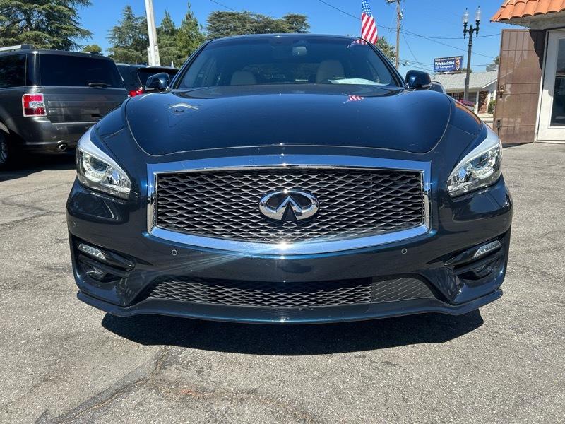 Infiniti Q70 3.7 2016