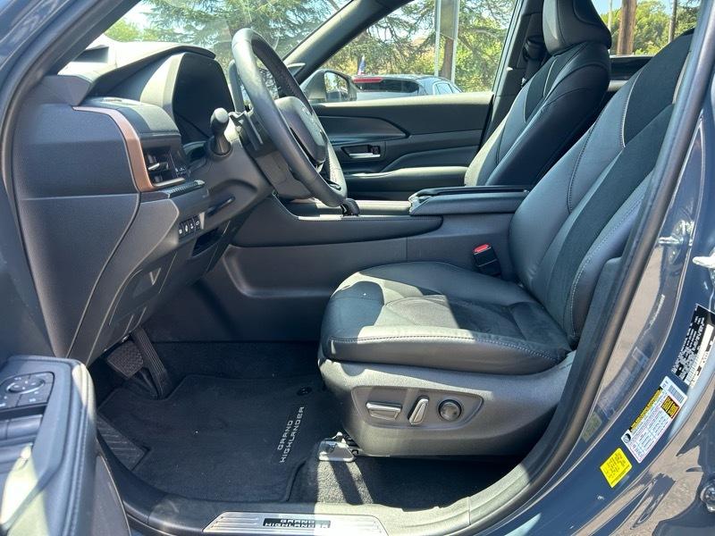 Toyota Grand Highlander Hybrid MAX Platinum AWD 2024
