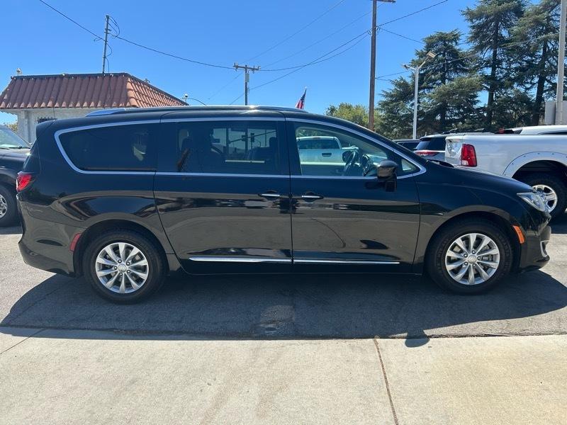 Chrysler Pacifica Touring-L 2019