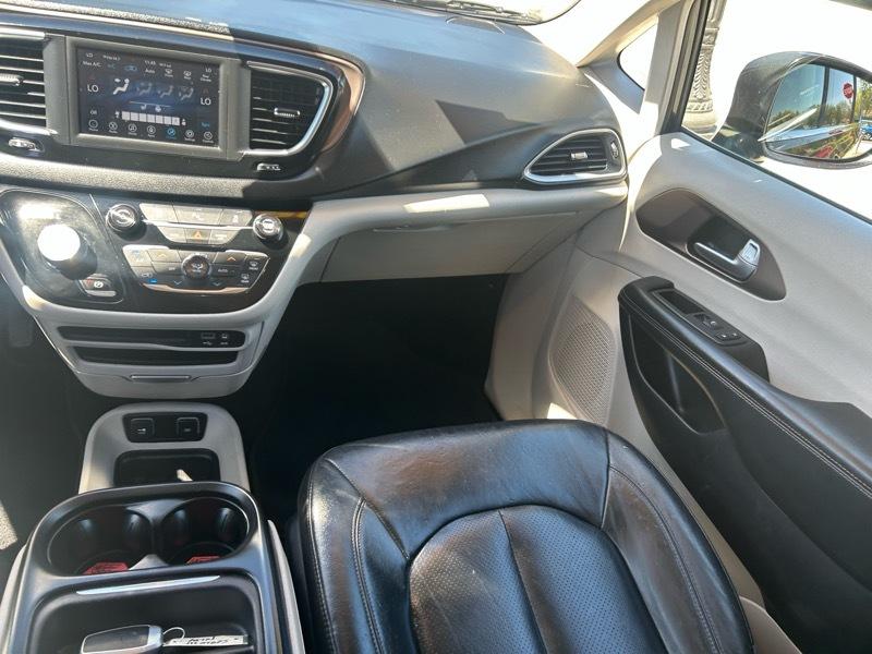 Chrysler Pacifica Touring-L 2019