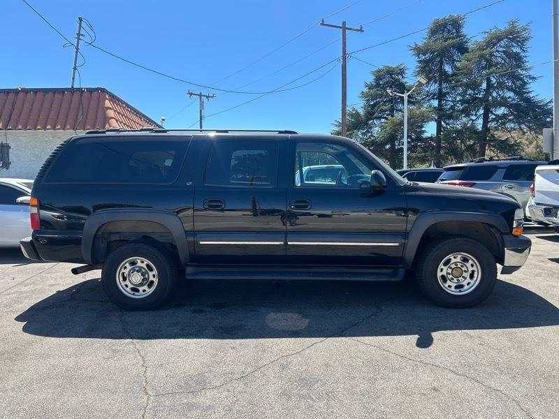 Chevrolet Suburban 2500 4WD 2002