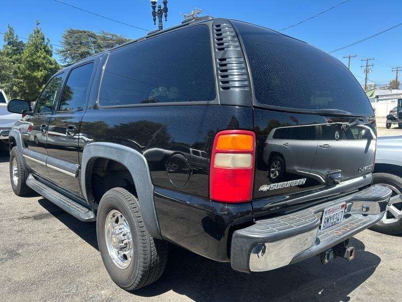 Chevrolet Suburban 2500 4WD 2002