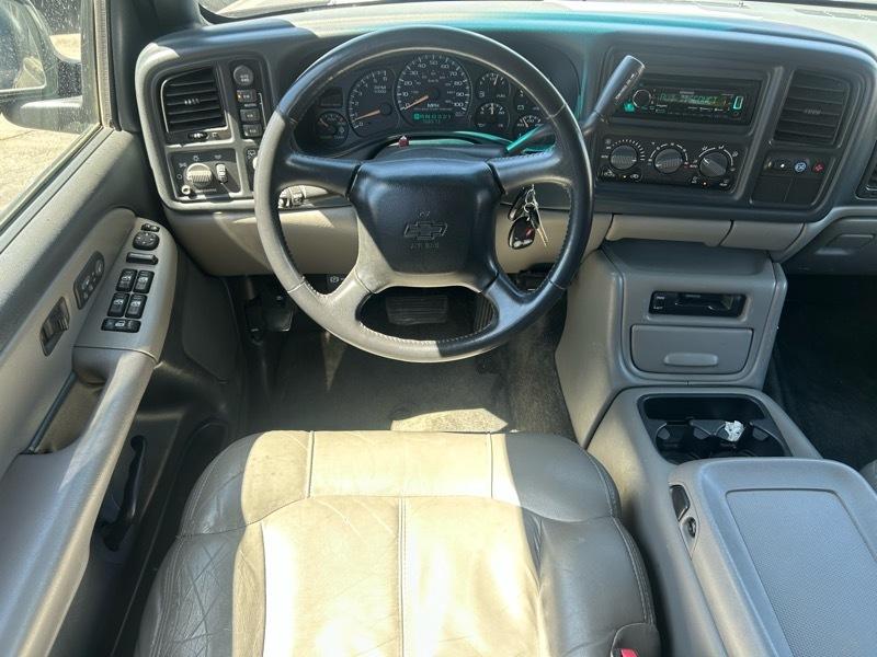 Chevrolet Suburban 2500 4WD 2002
