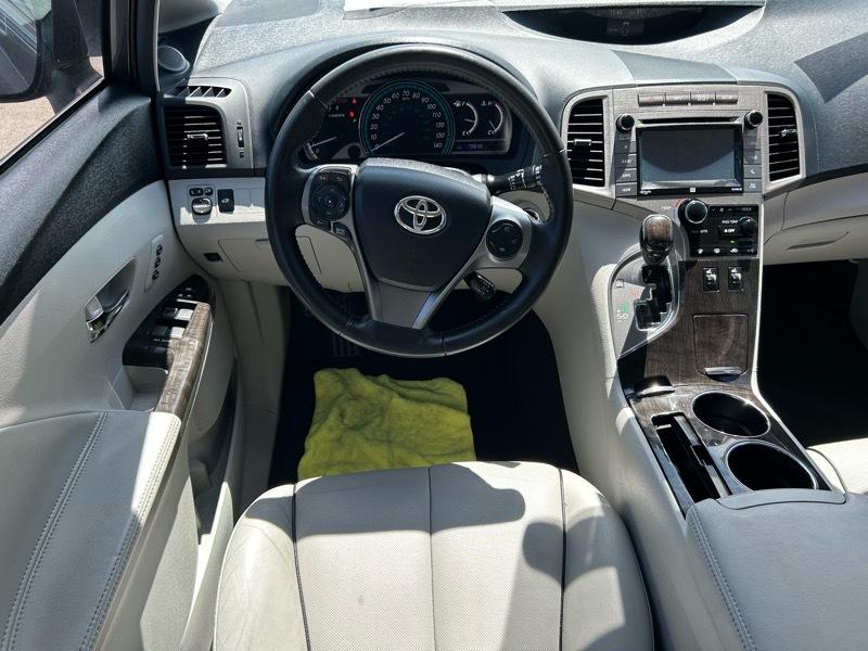Toyota Venza XLE V6 FWD 2015