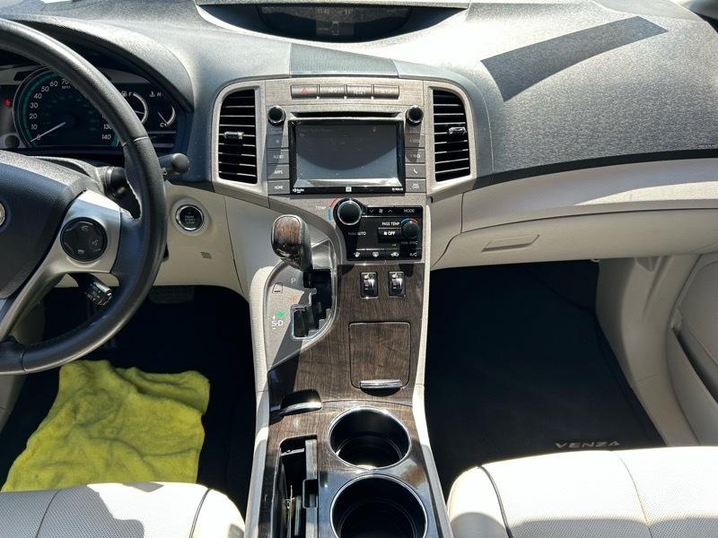 Toyota Venza XLE V6 FWD 2015