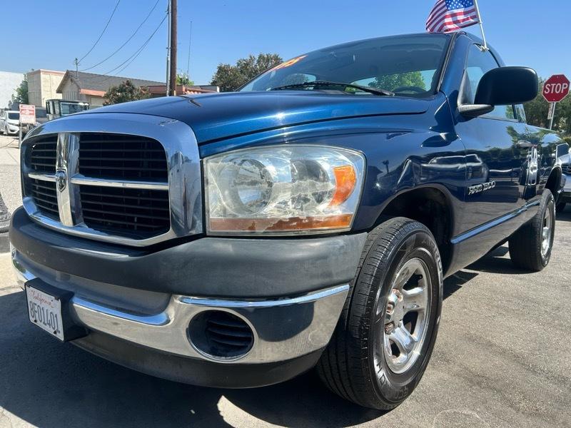 Dodge Ram 1500 ST 2WD 2006