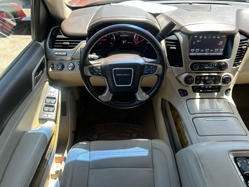 GMC Yukon XL Denali 4WD 2016