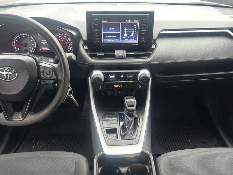 Toyota RAV4 LE AWD 2021