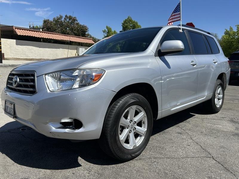 Toyota Highlander Base 2WD I4 2010