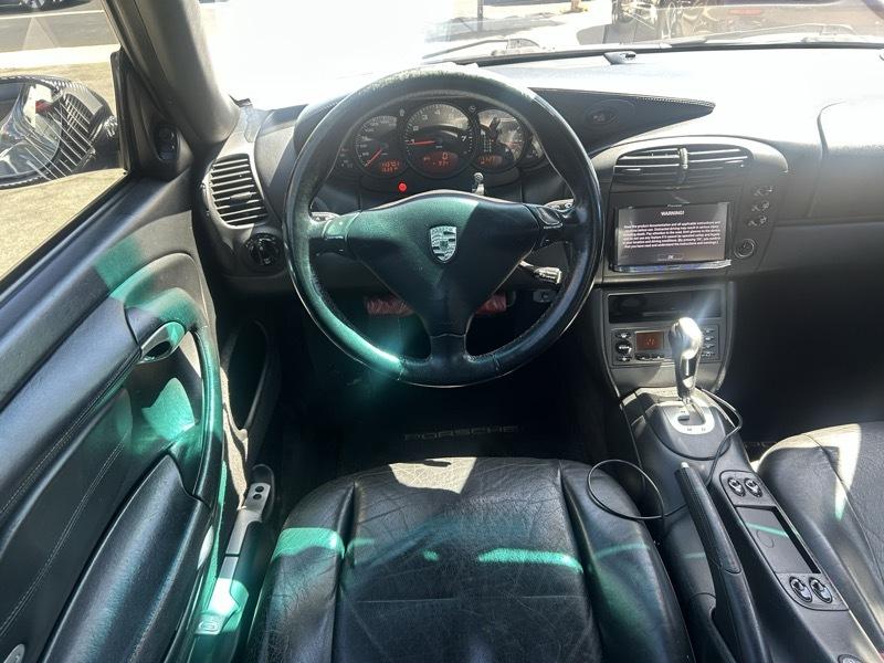 Porsche 911 Carrera Coupe 2000