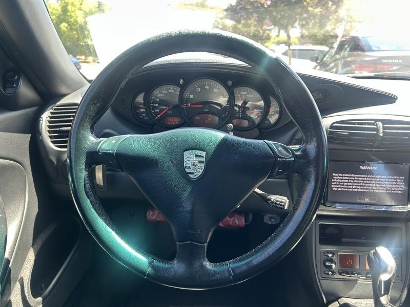 Porsche 911 Carrera Coupe 2000