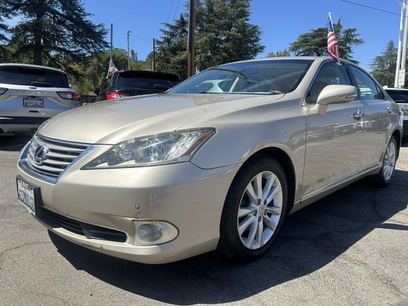 Lexus ES 350 Sedan 2011