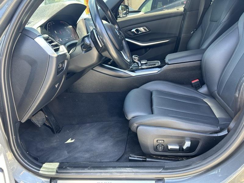 BMW 3-Series 330i 2019