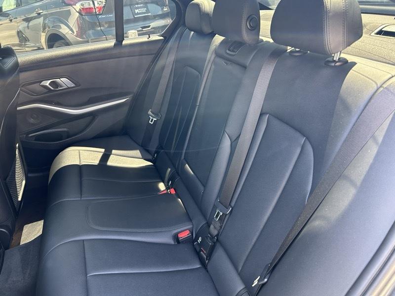 BMW 3-Series 330i 2019