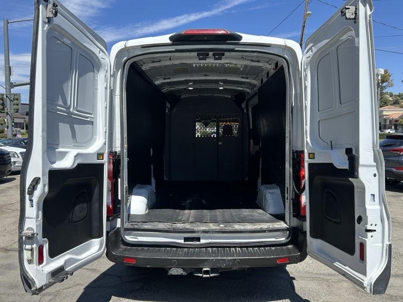 Ford Transit 250 Van Med. Roof w/Sliding Pass. 130-in. WB 2020