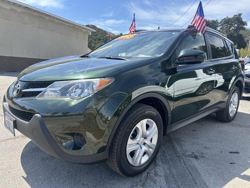 Toyota RAV4 LE FWD 2013