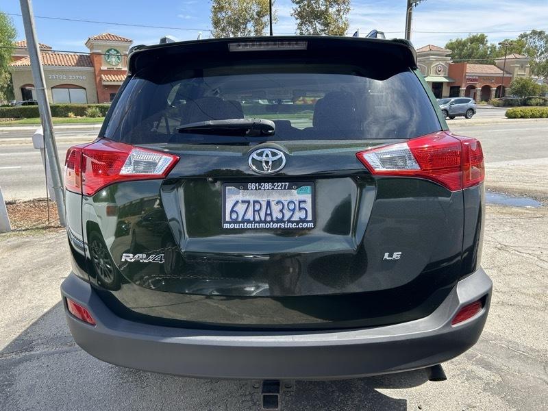 Toyota RAV4 LE FWD 2013