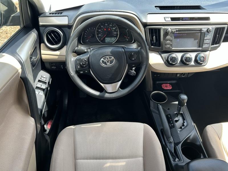 Toyota RAV4 LE FWD 2013