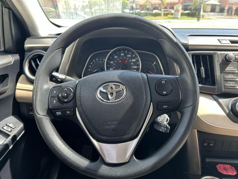 Toyota RAV4 LE FWD 2013