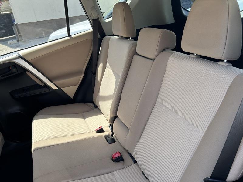 Toyota RAV4 LE FWD 2013