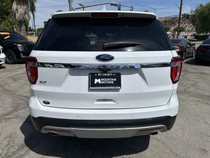 Ford Explorer XLT FWD 2017