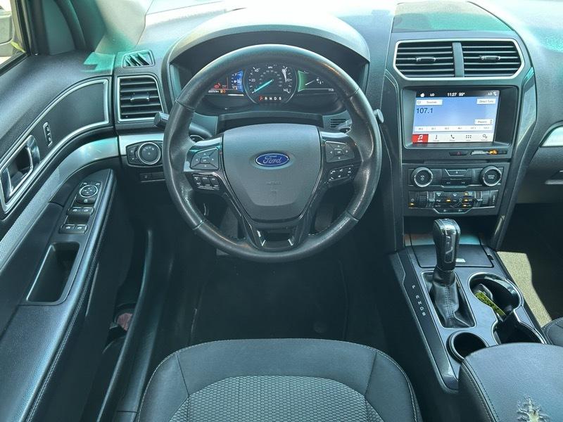 Ford Explorer XLT FWD 2017