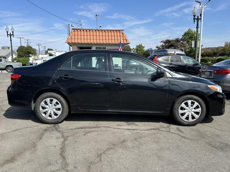 Toyota Corolla 4dr Sedan LE 4-Spd Auto 2013