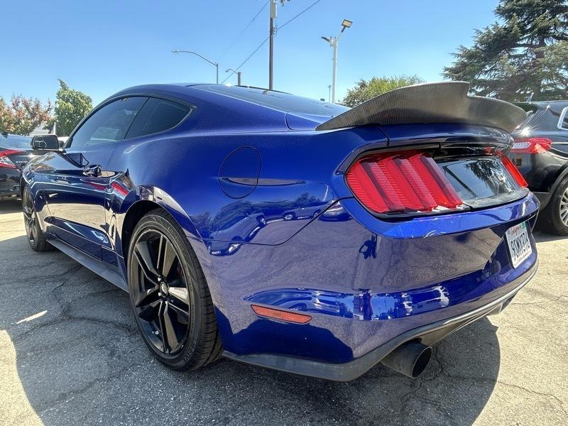 Ford Mustang EcoBoost Coupe 2016