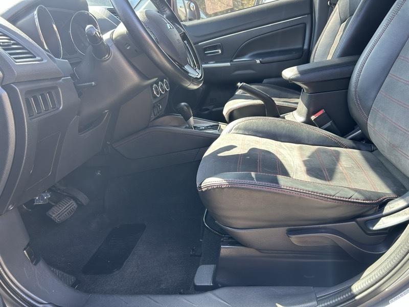Mitsubishi Outlander Sport 2.4 SE CVT 2018