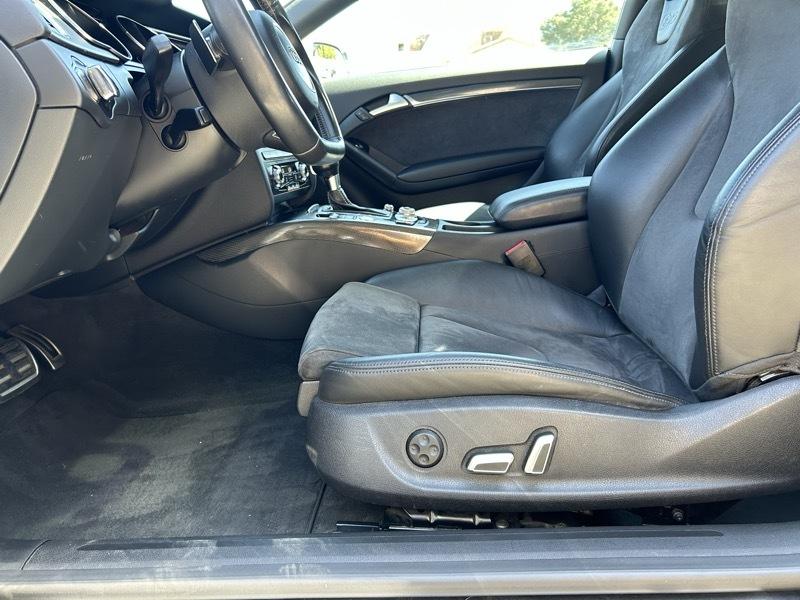 Audi S5 3.0T Coupe quattro Tiptronic 2013