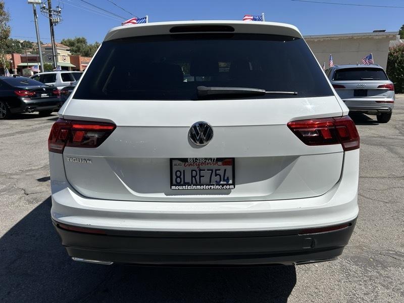 Volkswagen Tiguan S 2019