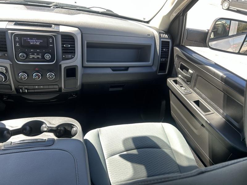 RAM 1500 Tradesman/Express Crew Cab SWB 2WD 2014