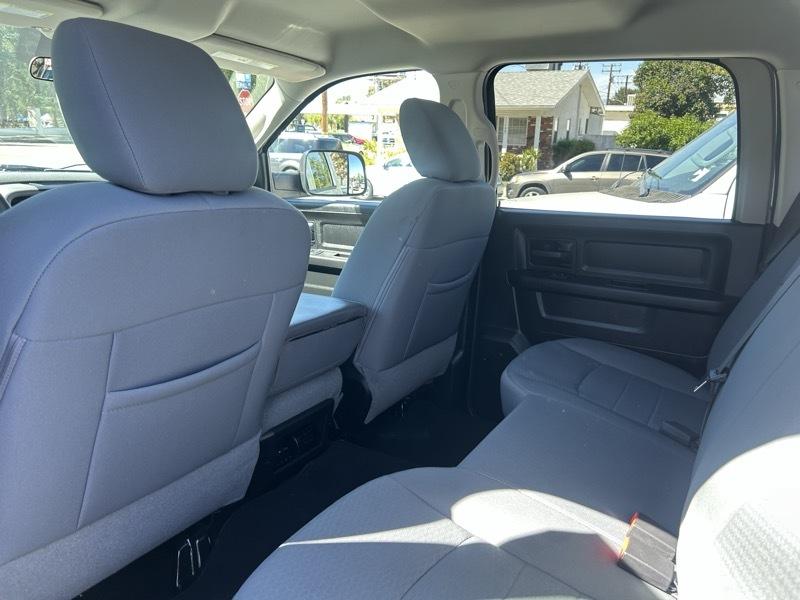 RAM 1500 Tradesman/Express Crew Cab SWB 2WD 2014