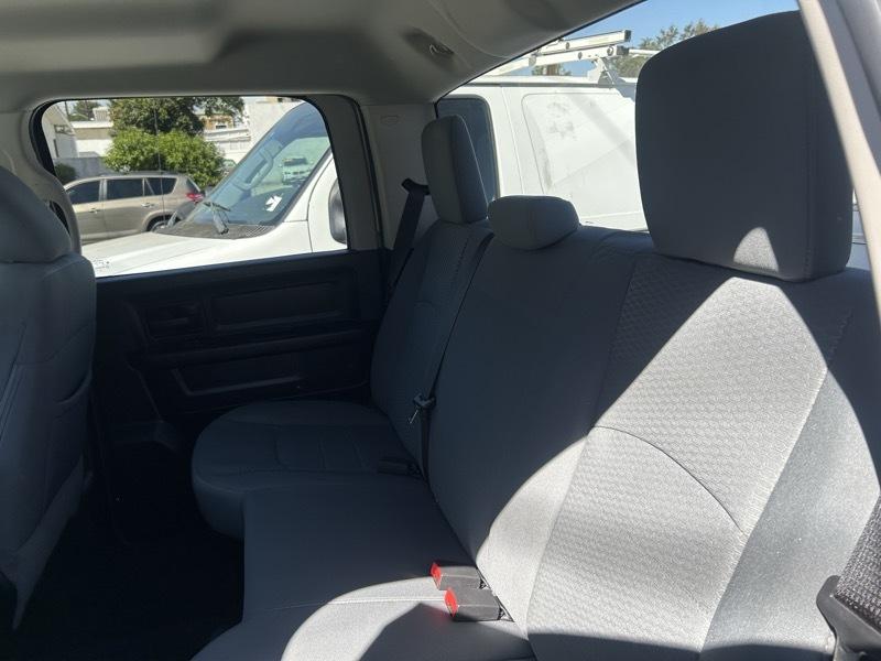 RAM 1500 Tradesman/Express Crew Cab SWB 2WD 2014