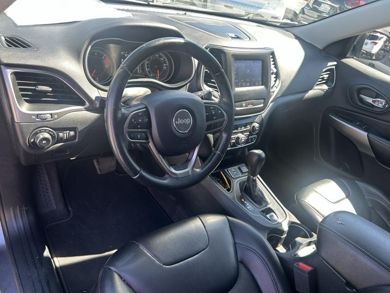 Jeep Cherokee Latitude Plus FWD 2019