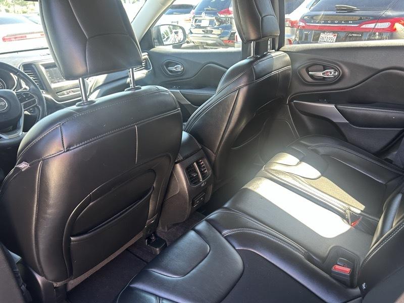 Jeep Cherokee Latitude Plus FWD 2019
