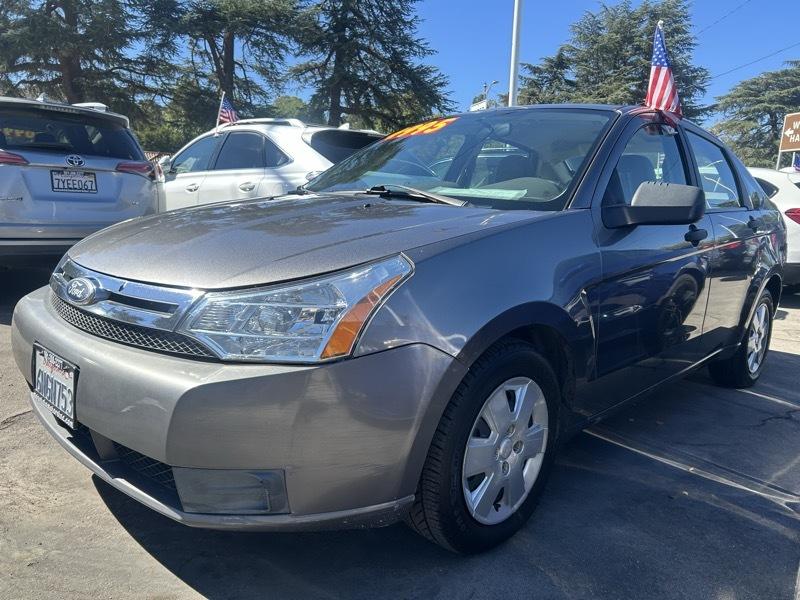 Ford Focus S Sedan 2010