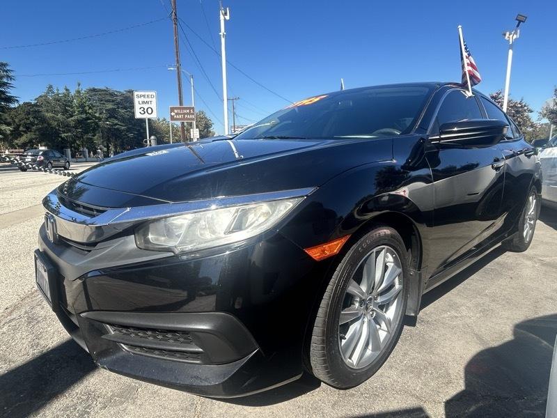 Honda Civic LX Sedan CVT 2017