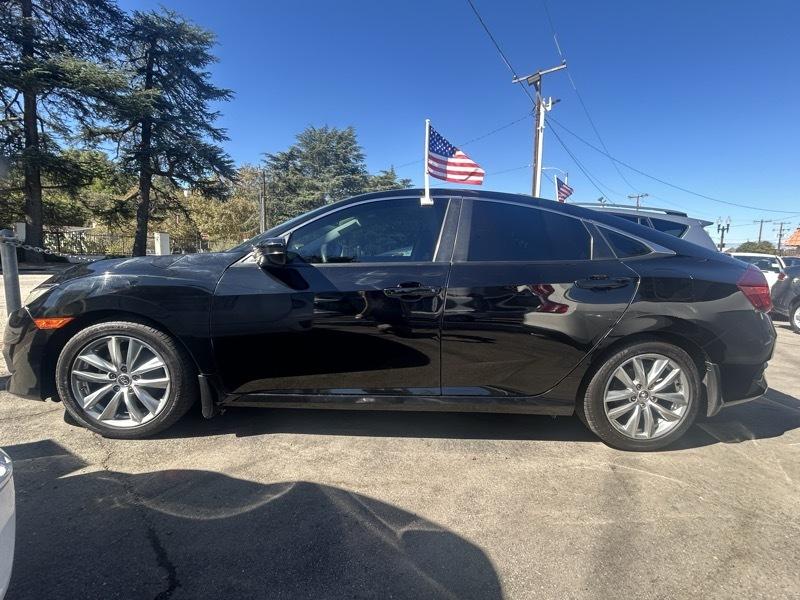 Honda Civic LX Sedan CVT 2017