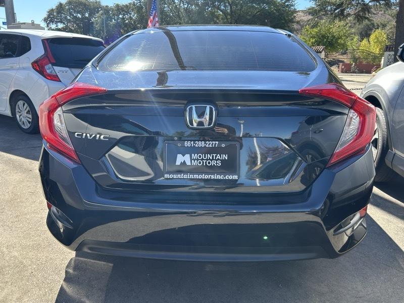 Honda Civic LX Sedan CVT 2017
