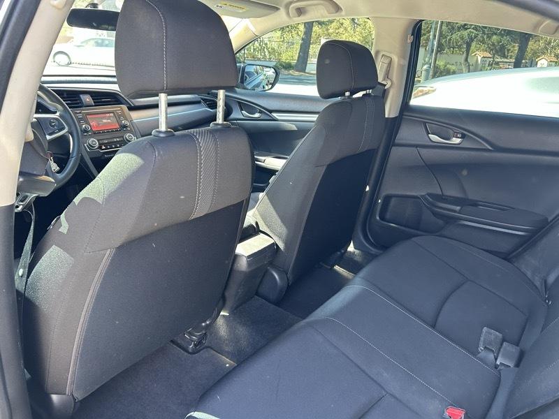 Honda Civic LX Sedan CVT 2017