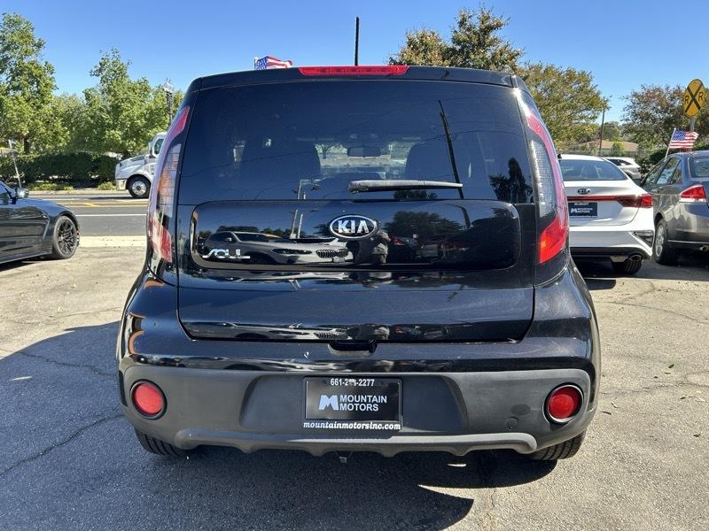 Kia Soul Base 6A 2017