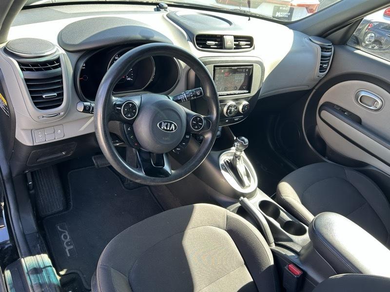Kia Soul Base 6A 2017