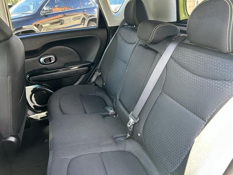 Kia Soul + w/Signature 2.0 Special Edition 2016
