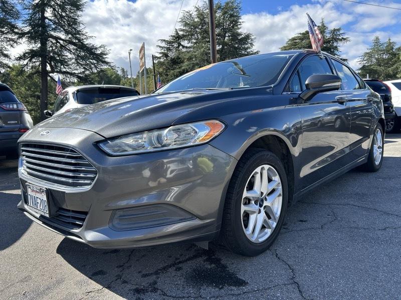 Ford Fusion SE 2015